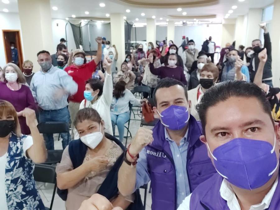 La gente no suelta nuestra mano: Ulises e Iv&aacute;n