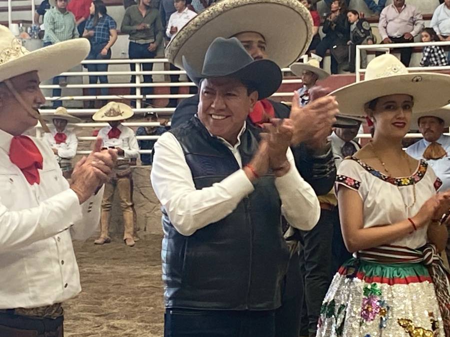 Solicita David Monreal realizaci&oacute;n del Congreso y Campeonato Nacional Charro 2022 en Zacatecas y en Estados Unidos
