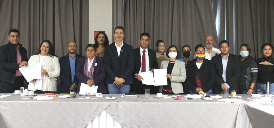 Llama colectivo LGBTTTIQ+ a la defensa de sus derechos