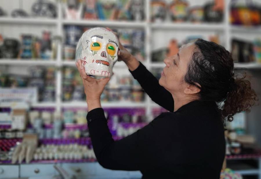 Elabora calaveras de melcocha