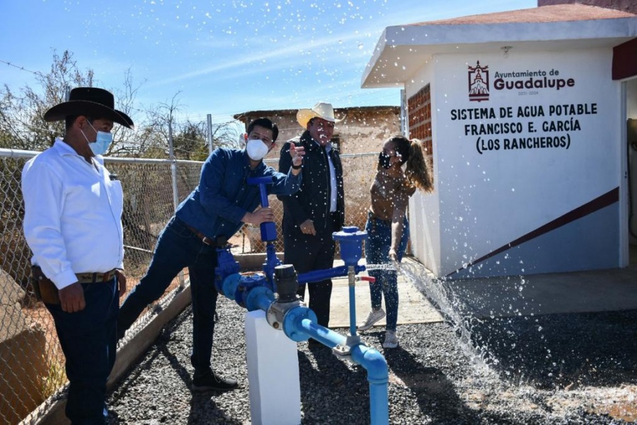 Inauguran pozo en Los Rancheros por mill&oacute;n 600mp