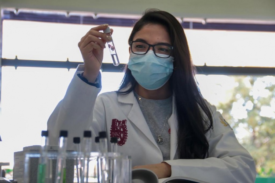 Becan al extranjero a dos zacatecanos en ciencia y tecnolog&iacute;a