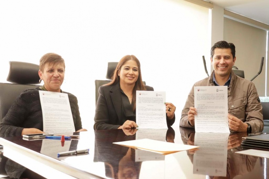 Firma Gobierno de Monreal Convenio de Coordinaci&oacute;n Institucional con Guadalupe