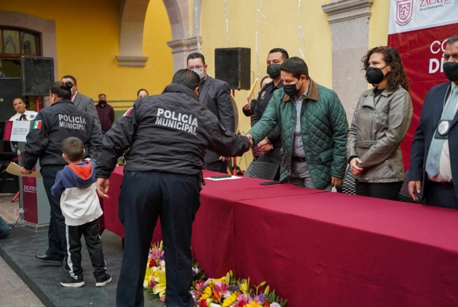 S&oacute;lo 2 de 10, aptos para polic&iacute;as municipales