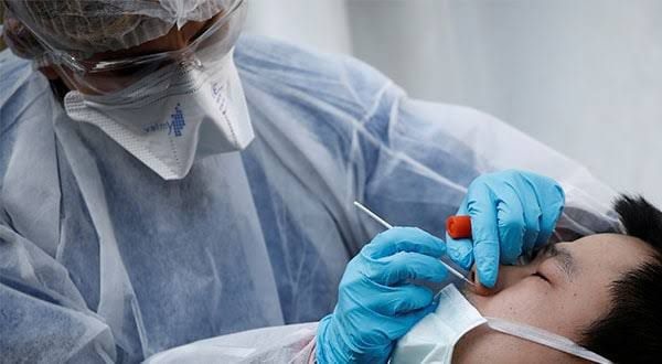 Sube récord en contagios Covid