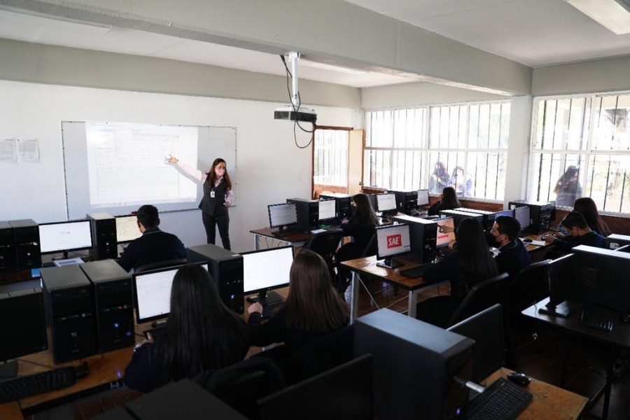 En sem&aacute;foro verde, todos a clases este lunes