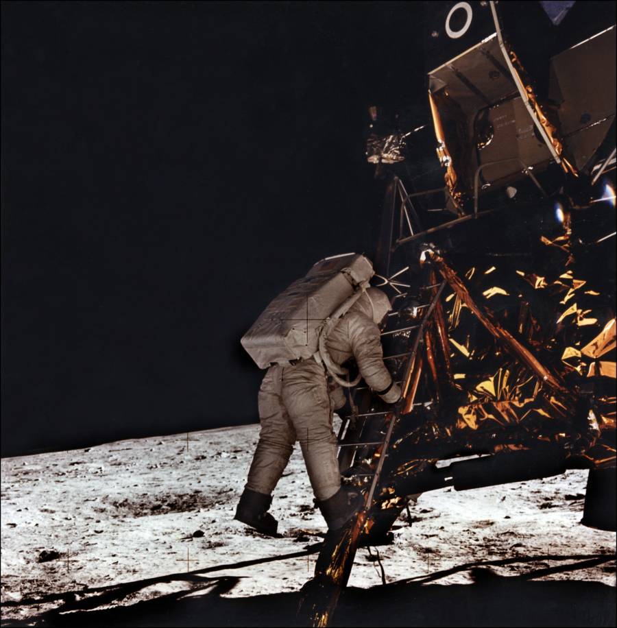 Subasta de fotos de la Luna recaud&oacute; 172,000 d&oacute;lares
