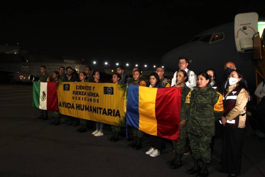 Aterriza en CDMX segundo avi&oacute;n con mexicanos rescatados de Ucrania