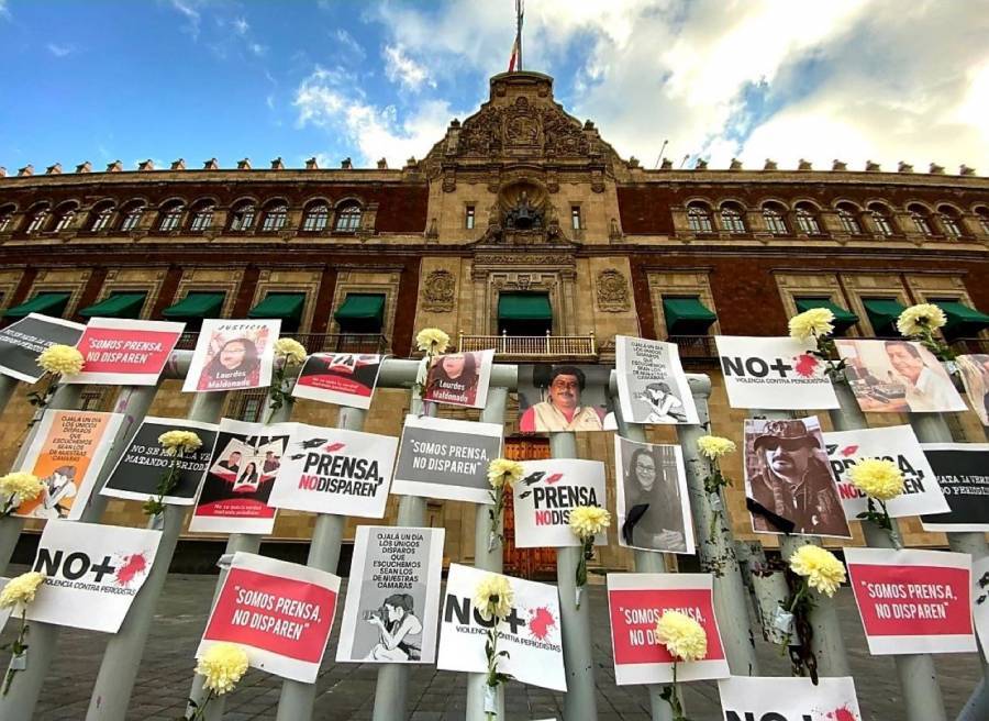 Reitera AMLO cero impunidad en asesinato de periodistas; hoy informe de investigaciones