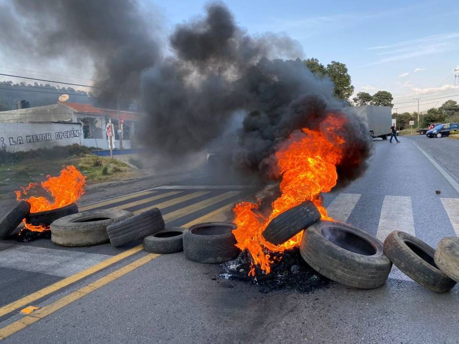 Tras bloqueo, liberan autopista M&eacute;xico-Cuernavaca