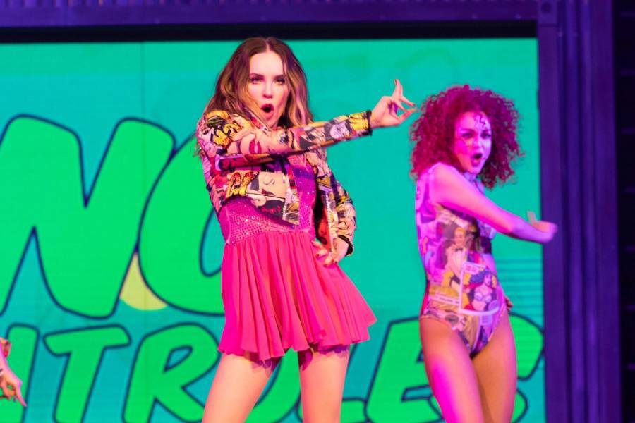 Belinda reaparece, pero sin los tatuajes de amor dedicados a Christian Nodal
