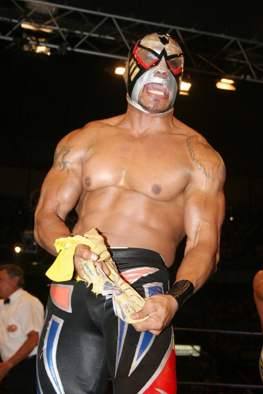 Lamenta CMLL deceso de Black Warrior