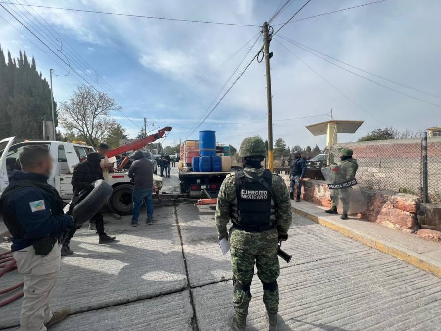 Guardia Nacional, SEDENA, PGJEH Y SSP desmantelan en Hidalgo centros de almacenamiento de huachicol