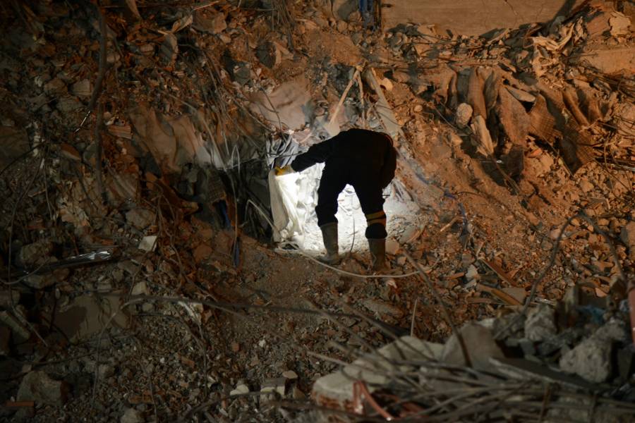 Adiyaman: Rescatistas mexicanos salvan a dos