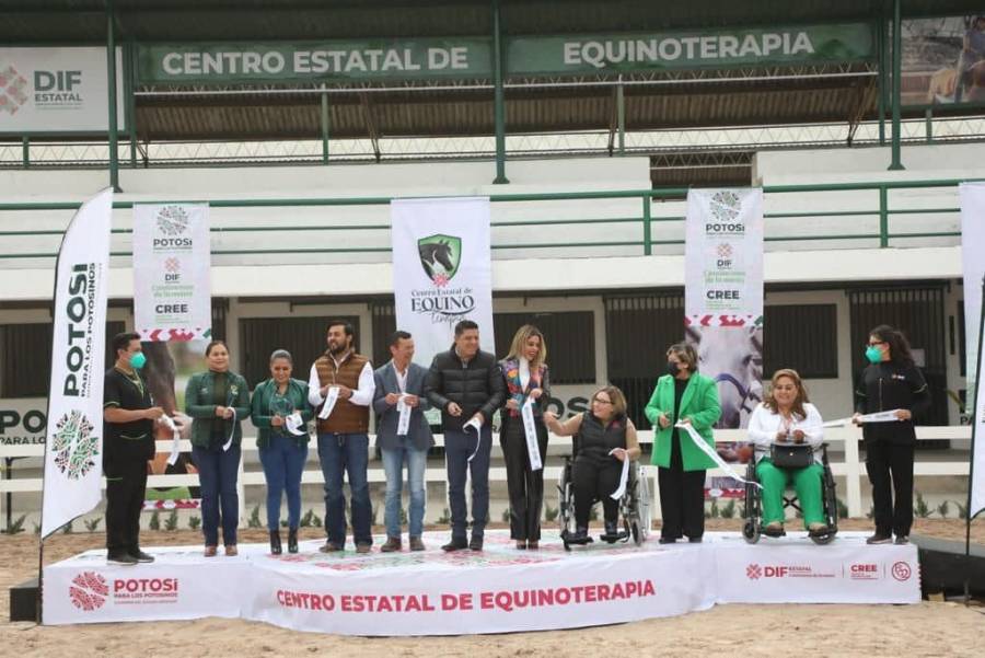 Inaugura Ricardo Gallardo Centro Estatal de Equinoterapia en SLP