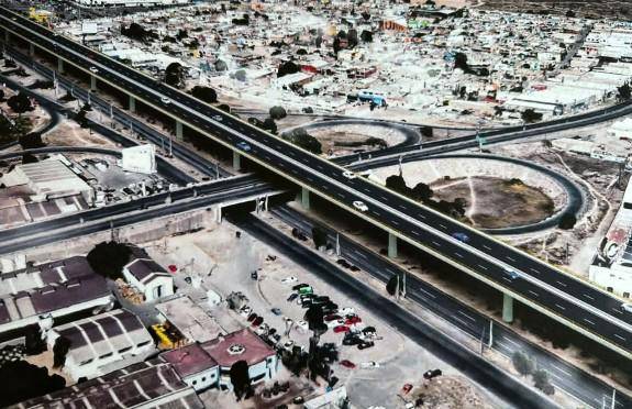 Ricardo Gallardo anuncia segundo piso en Carretera 57