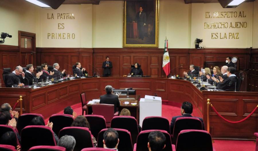 Presidencia pide a SCJN suspender resoluci&oacute;n de ministro por ser 