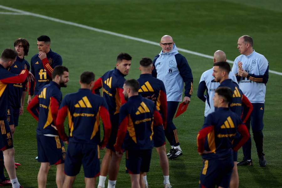 España visita a Escocia por el liderazgo de grupo camino a la Eurocopa