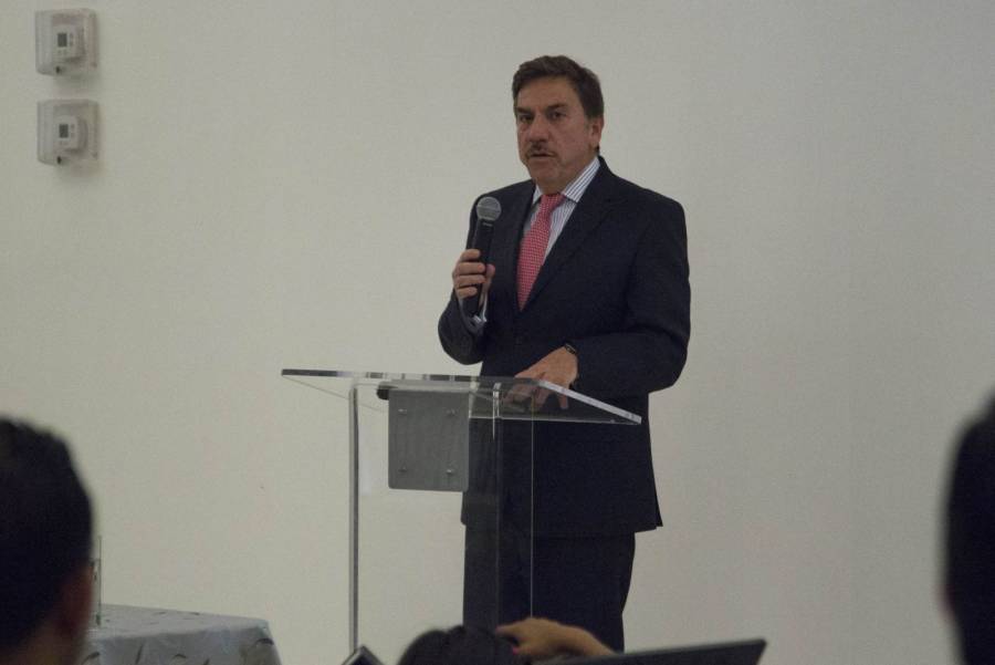 Se debe preservar el sistema democr&aacute;tico, por eso la suspensi&oacute;n contra Plan B: Laynez