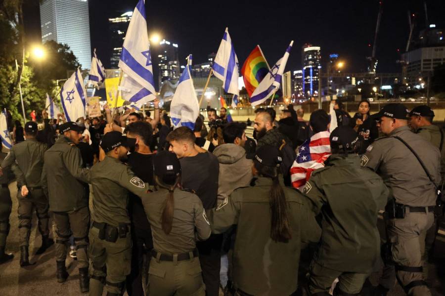 Miles protestan en Israel contra reforma judicial pese a concesi&oacute;n del gobierno