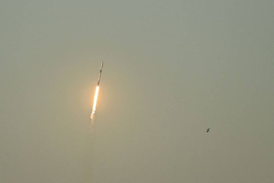 Lanzamiento chino de satélite provoca caída de restos cerca de Taiwán