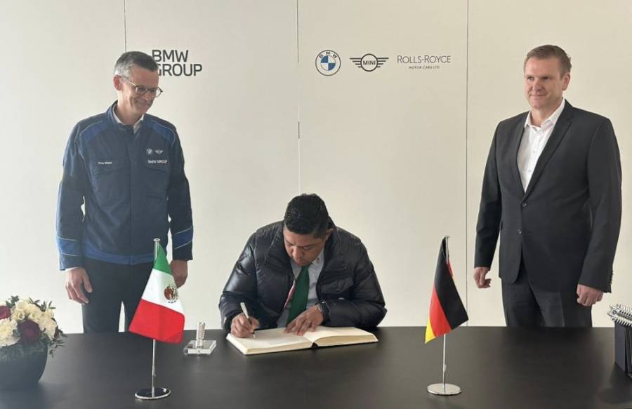 Ricardo Gallardo formaliza inversi&oacute;n de BMW en SLP desde M&uacute;nich