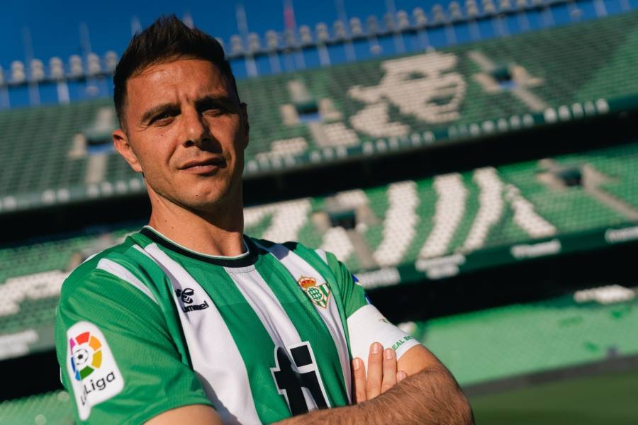 Betis Joaquín anuncia su retiro