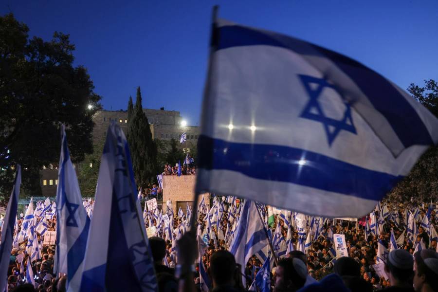 Israel&iacute;es se manifiestan contra reforma judicial