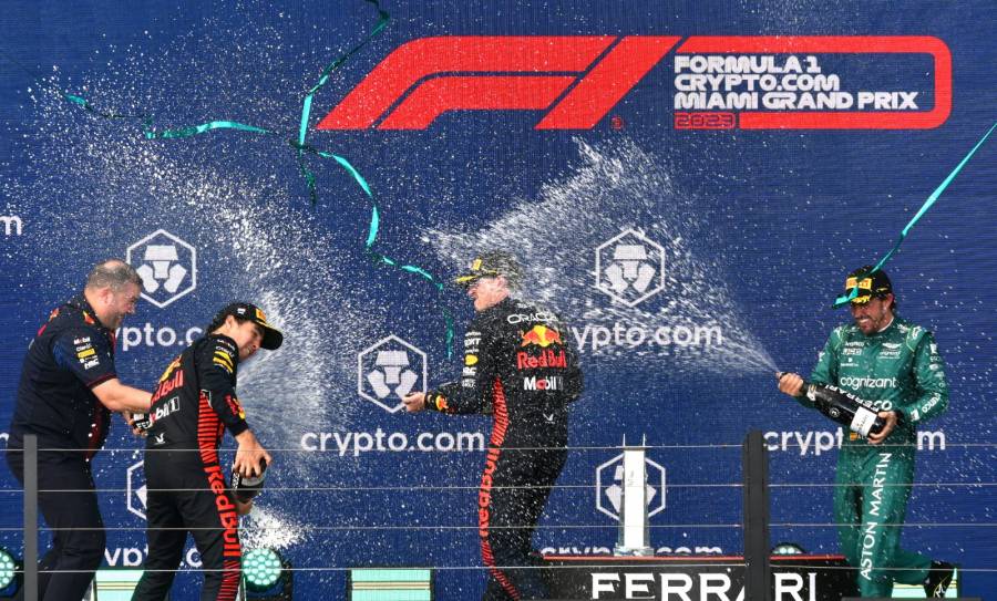 Verstappen (Red Bull) gana el GP de Miami de F1, mexicano P&eacute;rez segundo