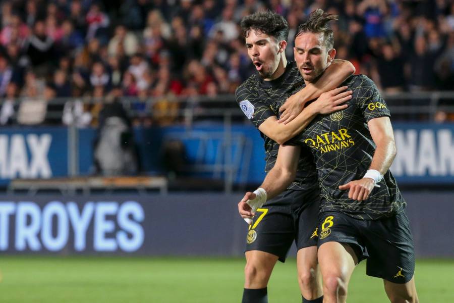 El Par&iacute;s SG vence en Troyes y se acerca cada vez m&aacute;s al t&iacute;tulo