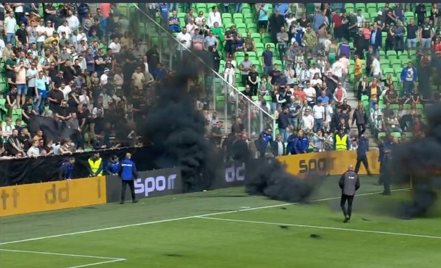 Suspendido un partido del Ajax tras lanzamiento de bengalas