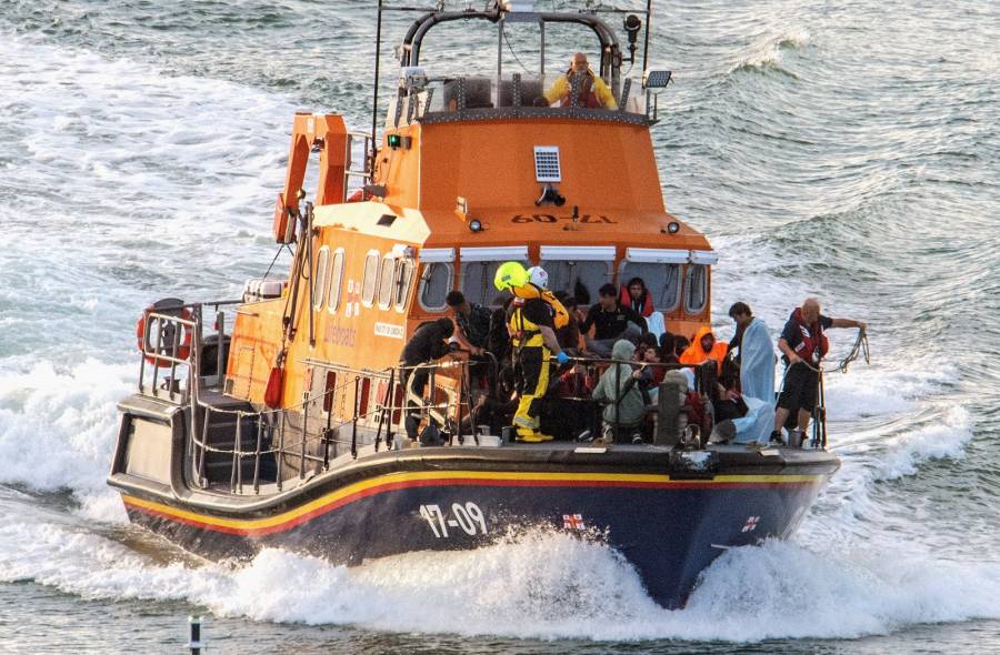 Los naufragios en la Mancha no frenan a migrantes que sueñan con el Reino Unido