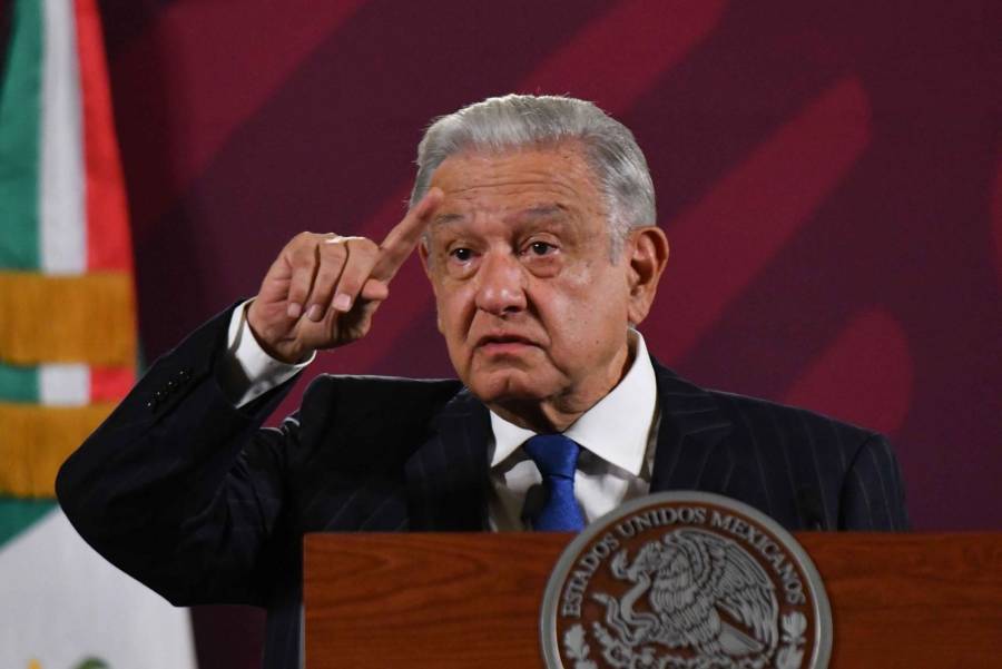 AMLO pide informe de quejas contra jueces para denunciarlos ante FGR