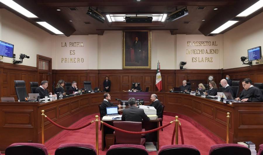Si contin&uacute;a la 4T es necesario renovar el PJ: AMLO
