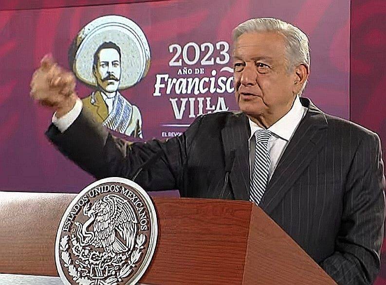 AMLO acusa de mucho 