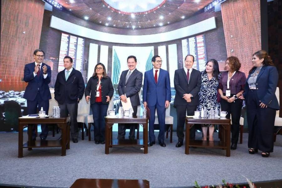 Secretario de Hacienda asegura que M&eacute;xico crecer&aacute; al 3%; 