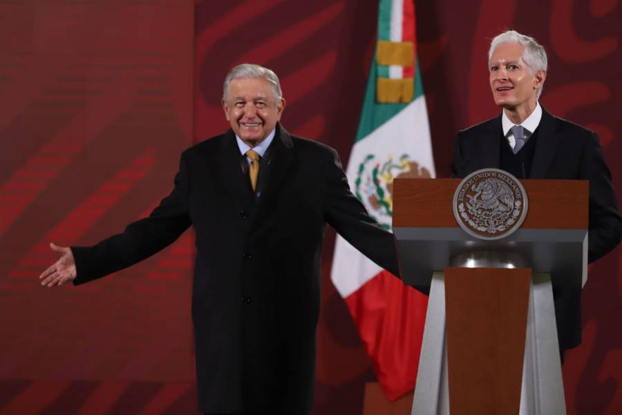 Presidente no descarta sumar a su gobierno a Del Mazo