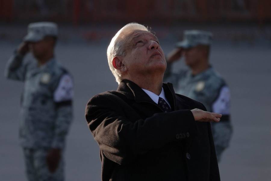 AMLO recuerda a víctimas de sismos en México