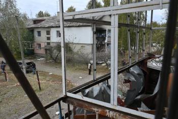 Ucrania denuncia bombardeos 